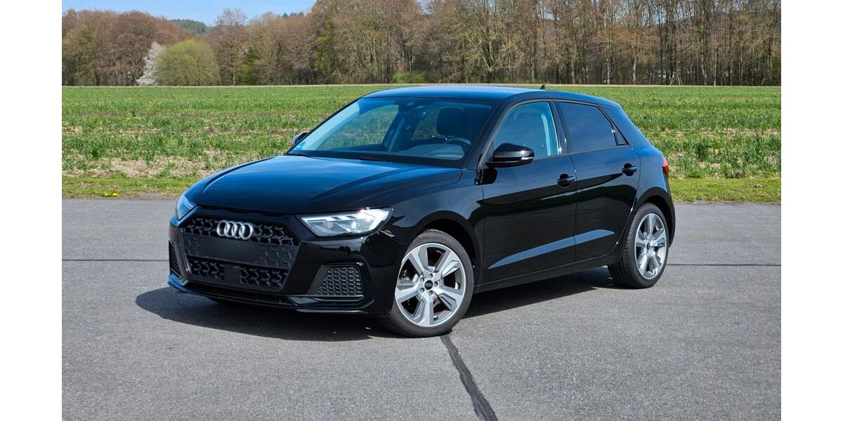 Audi A1 9.700 km 22.600 &euro; Melle 49328