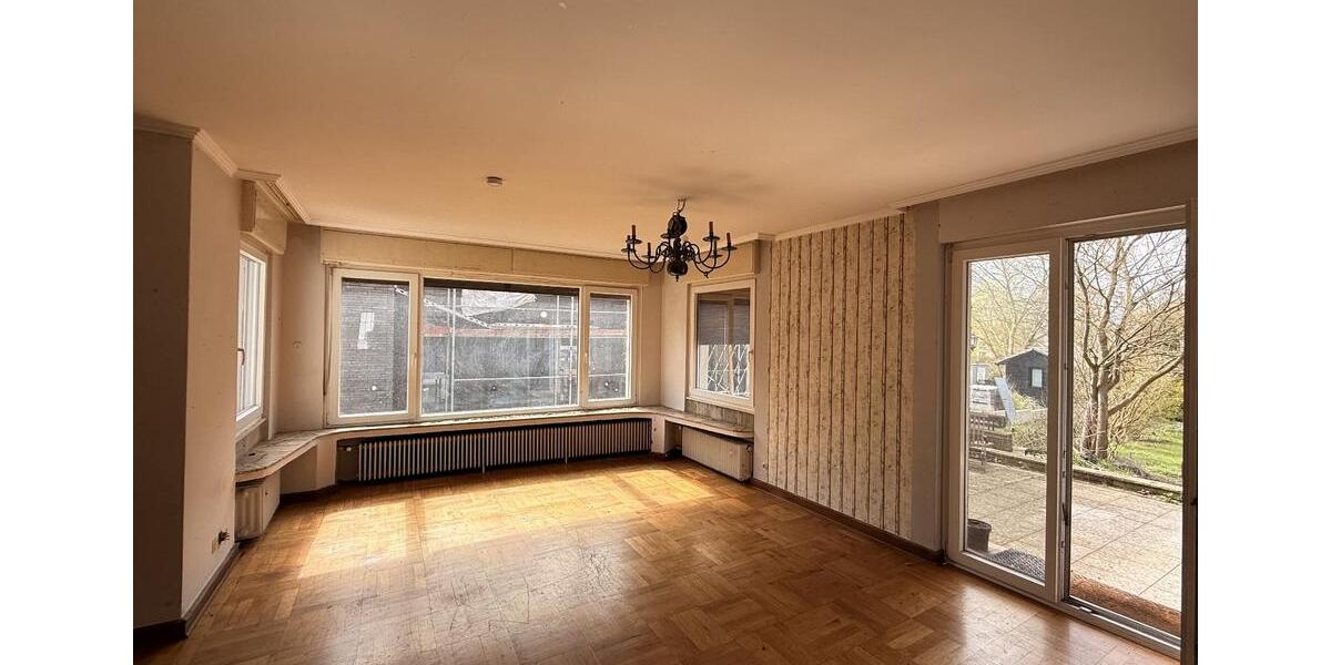 Einfamilienhaus Osnabrück Gretesch - 7 Zimmer, 252 m&sup2;, 490.000&euro; | Angebot:26477893
