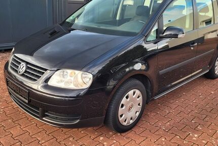 VW Touran 143.096 km 3.300 € Halle (Westfalen) 33790