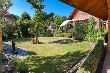 Einfamilienhaus mit wunderschönen Garten zimmer