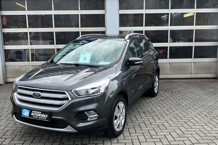 Ford Kuga 89.000 km 14.200 &euro; Osnabrück 49090