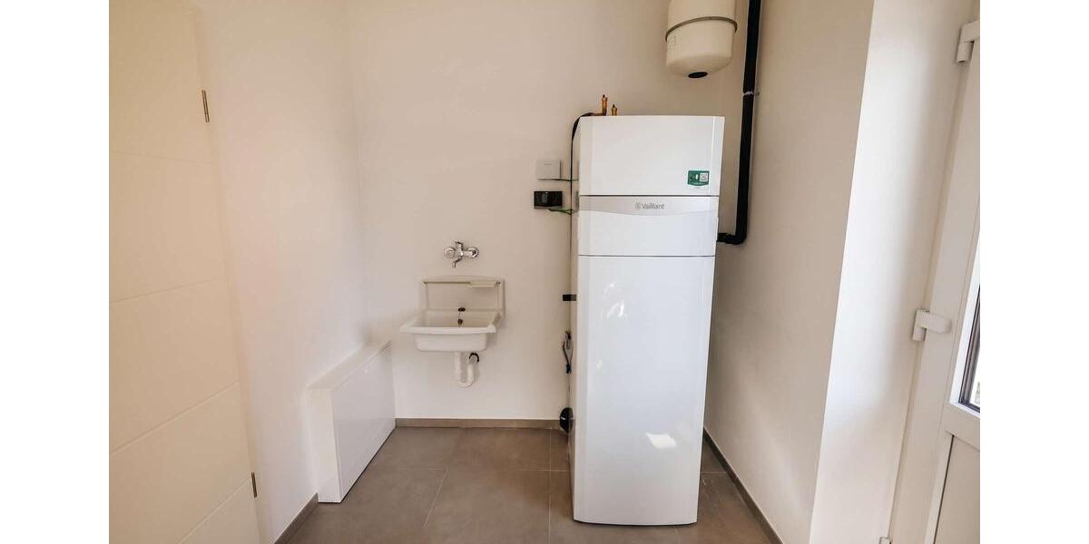 Bungalow Ostercappeln - 4 Zimmer, 131 m&sup2;, 1.380&euro; | Angebot:26537182