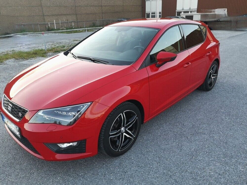 Seat Leon 97.100 km 14.800 € Halle 33790