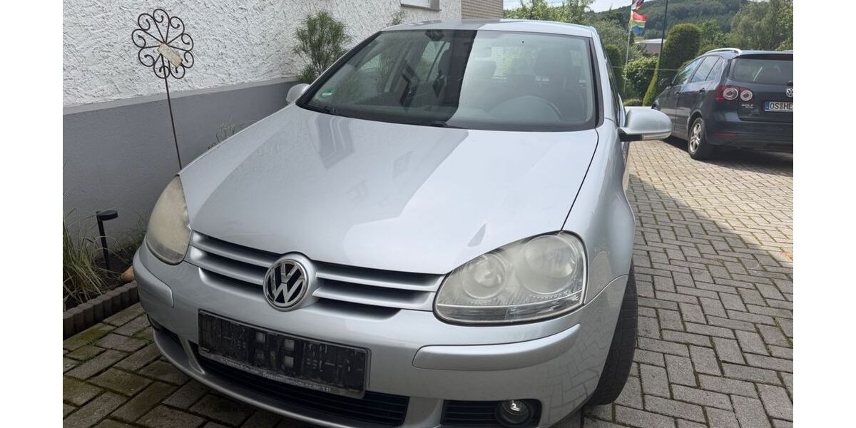 VW Golf 113.000 km 2.900 &euro; Hilter 49176
