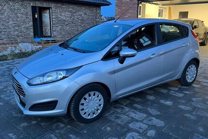 Ford Fiesta 117.713 km 6.400 &euro; Rieste 49597