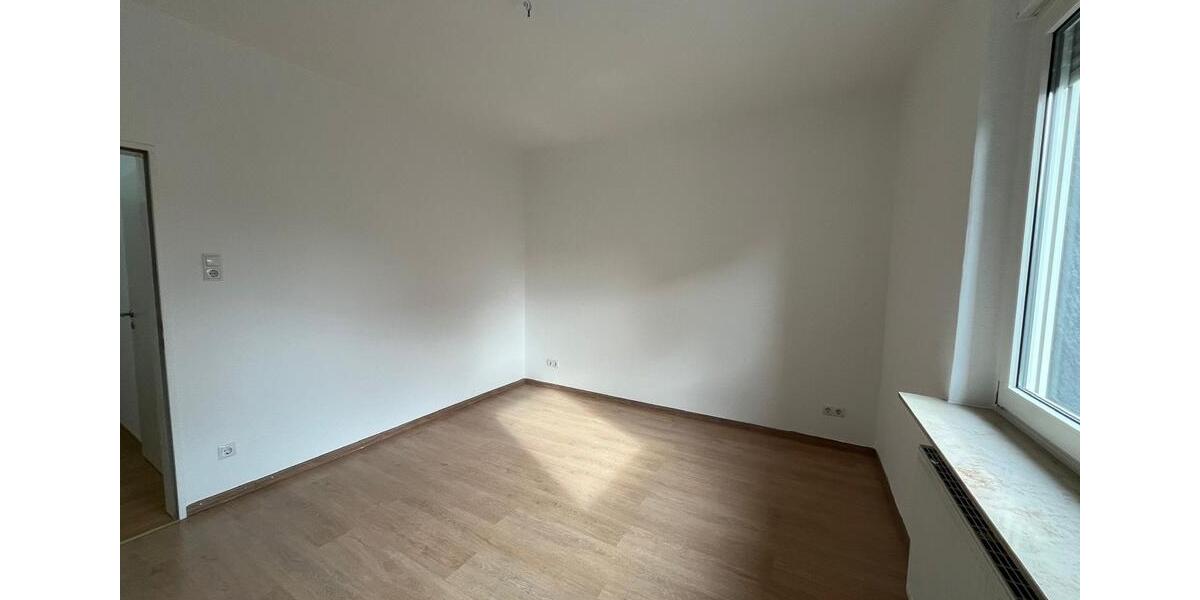 Erdgeschoßwohnung Osnabrück Gretesch - 3 Zimmer, 77 m&sup2;, 975&euro; | Angebot:26151107