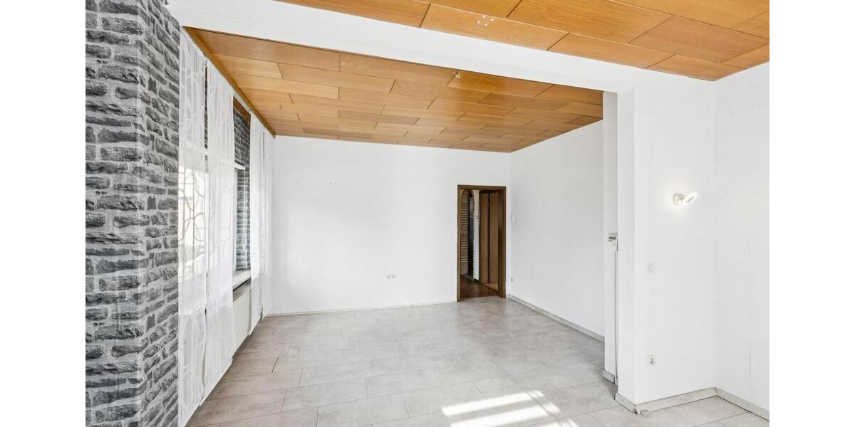 Mehrfamilienhaus, Wohnhaus Osnabrück Gretesch - 7 Zimmer, 127 m&sup2;, 325.000&euro; | Angebot:26587438
