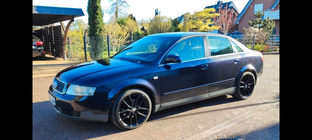 Audi A4 190.000 km 1.400 &euro; Versmold 33775