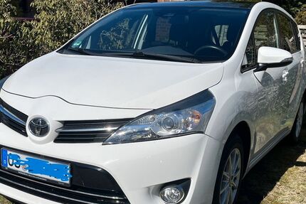 Toyota Verso 124.110 km 12.100 &euro; Wallenhorst 49134