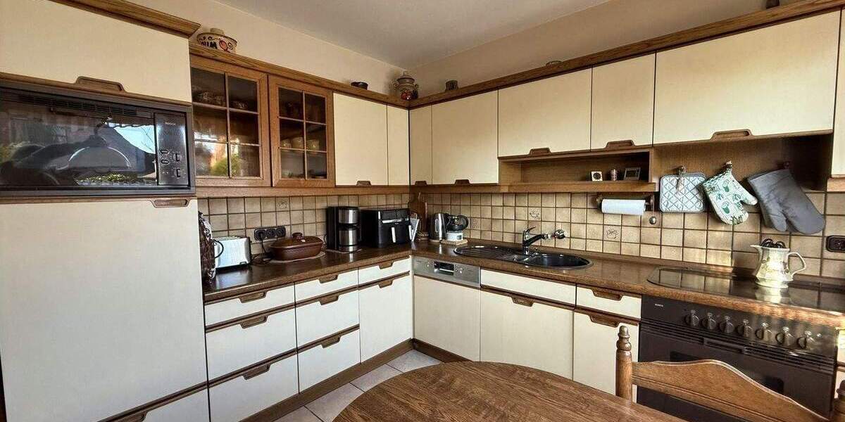 Ein gepflegtes Zuhause mit Charme und Gartenidylle! 6 zimmer