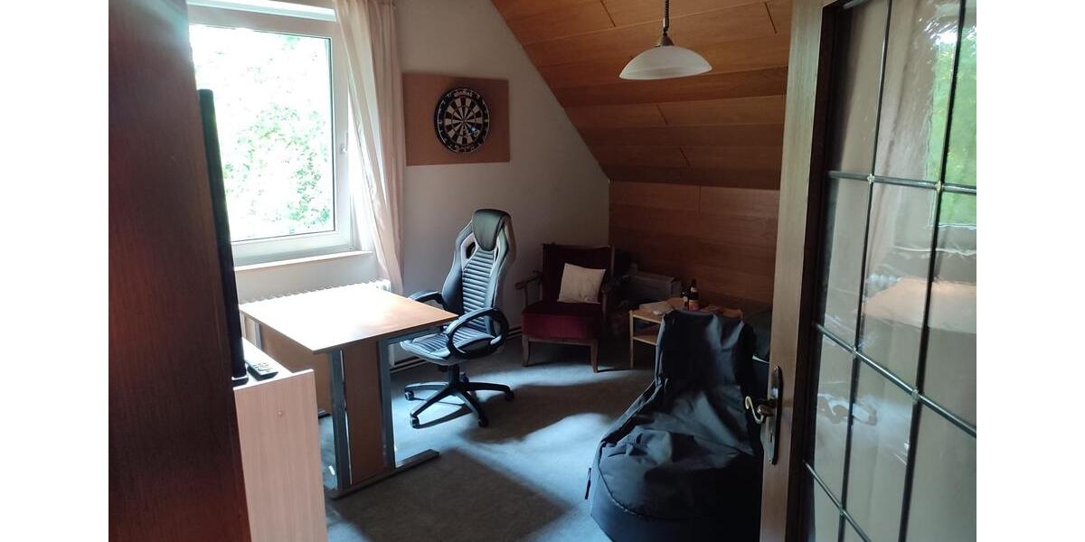 Dachgeschoßwohnung Osnabrück Eversburg - 3 Zimmer, 15 m&sup2;, 450&euro; | Angebot:25394992