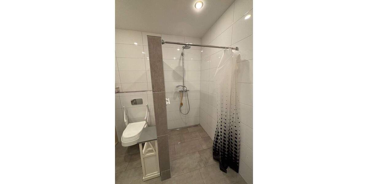 Renovierte zwei Zimmer Wohnung mit Carport 2 zimmer