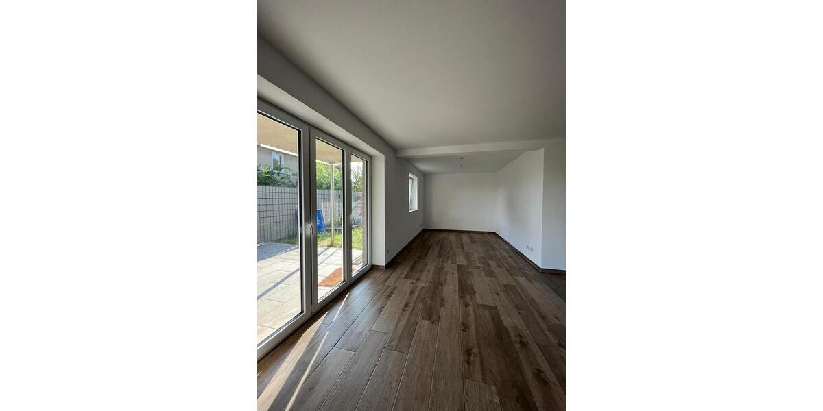 Erdgeschoßwohnung Ibbenbüren - 3 Zimmer, 90 m&sup2;, 1.099&euro; | Angebot:26462492