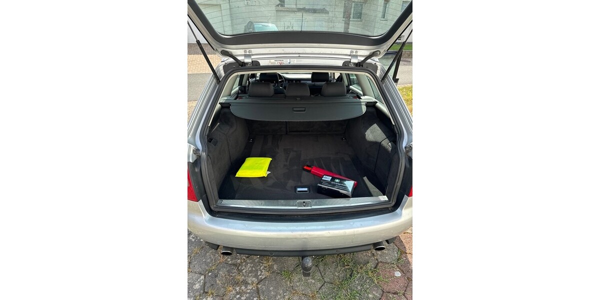 Audi A6 280.000 km 4.999 &euro; Rödinghausen 32289