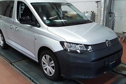 VW Caddy 121.600 km 18.900 € Osnabrück 49084