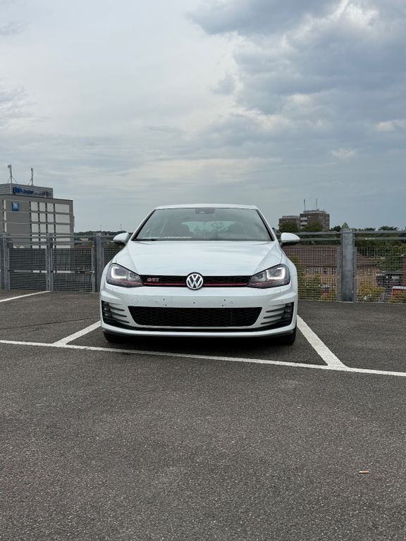 VW Golf 155.319 km 14.499 € Bissendorf 49143