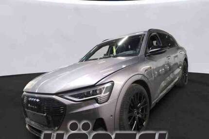 Audi e-tron 52.900 km 31.800 &euro; Osnabrück 49084