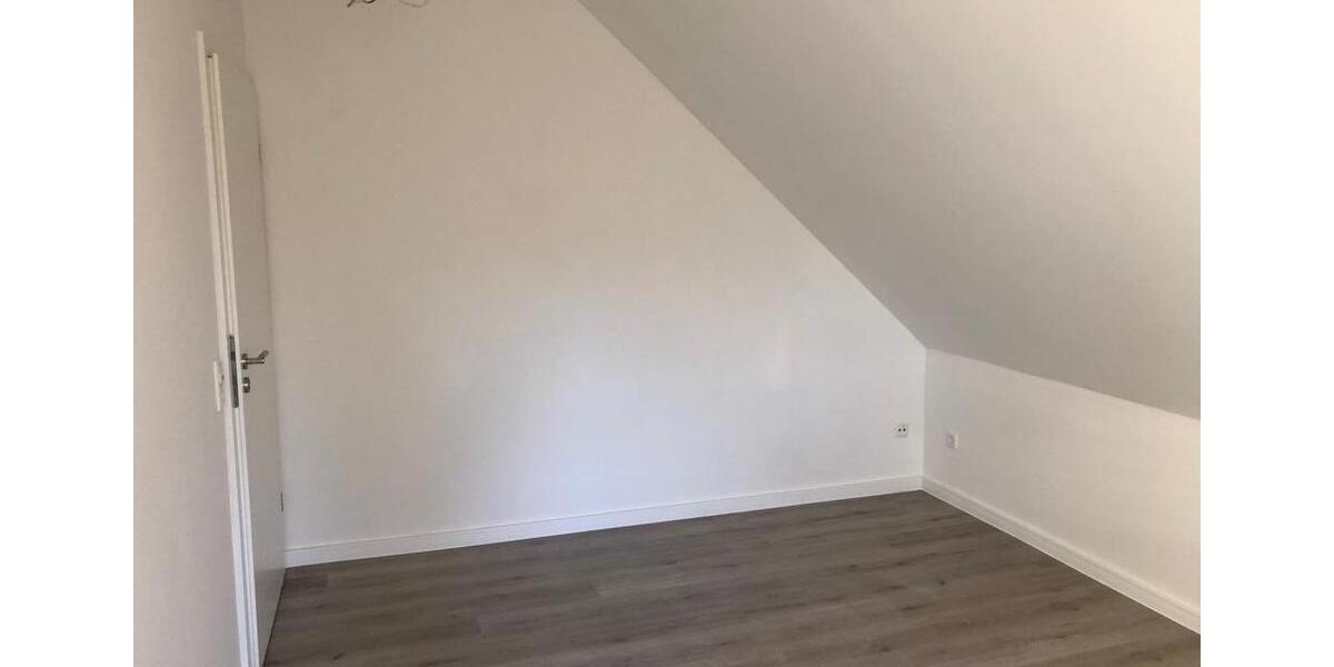 Etagenwohnung Osnabrück Gretesch - 5 Zimmer, 110 m&sup2;, 980&euro; | Angebot:26619835
