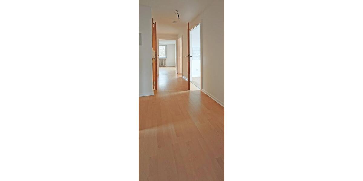 Dachgeschoßwohnung Westerkappeln - 3 Zimmer, 65 m&sup2;, 650&euro; | Angebot:26374800