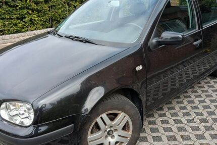 VW Golf 135.998 km 1.350 &euro; Lotte 49504