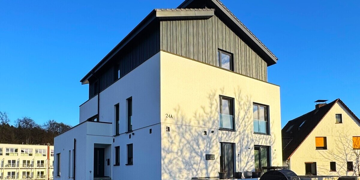 Exklusives Penthouse-Erstbezug in der Kurstadt am Teutoburger Wald – Luxuriös & mit XXL-Balkon 3.5 zimmer