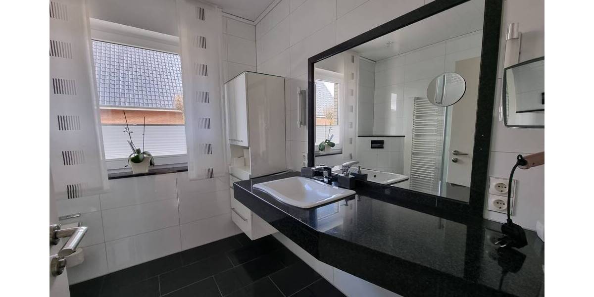 Bungalow Damme Damme-West - 3 Zimmer, 129 m&sup2;, 1.300&euro; | Angebot:26170771