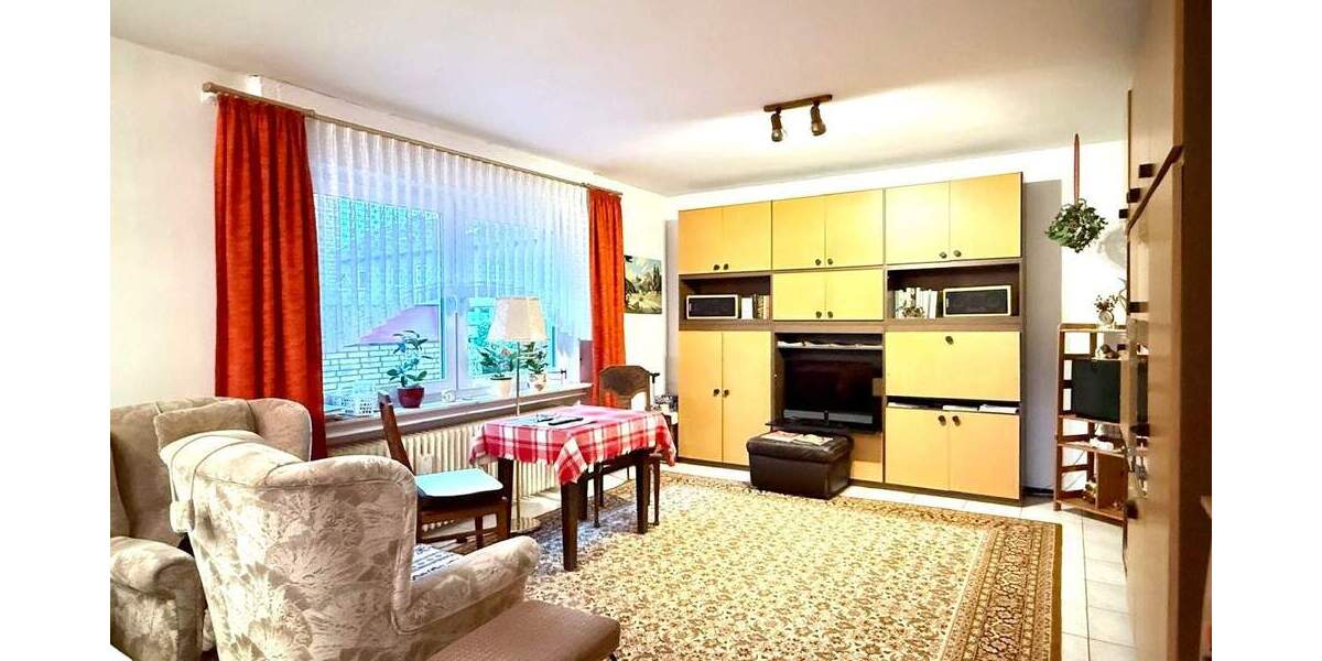 Solides Mehrfamilienhaus auf Eigentumsgrundstück in guter Lage von Hasbergen 9 zimmer