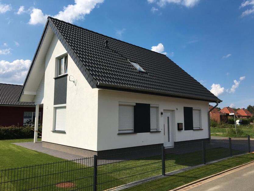 Einfamilienhaus freistehend zu vermieten zum 31.09 oder früher