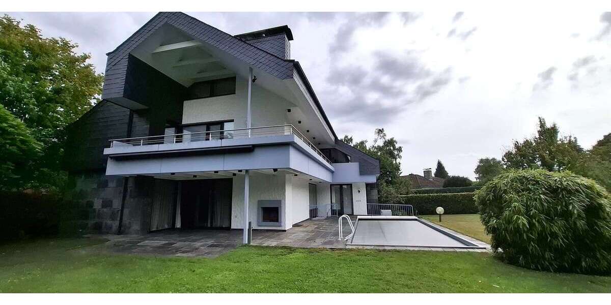 Haus zum Mieten in Wallenhorst 2.450 € 473 m² 9 zimmer