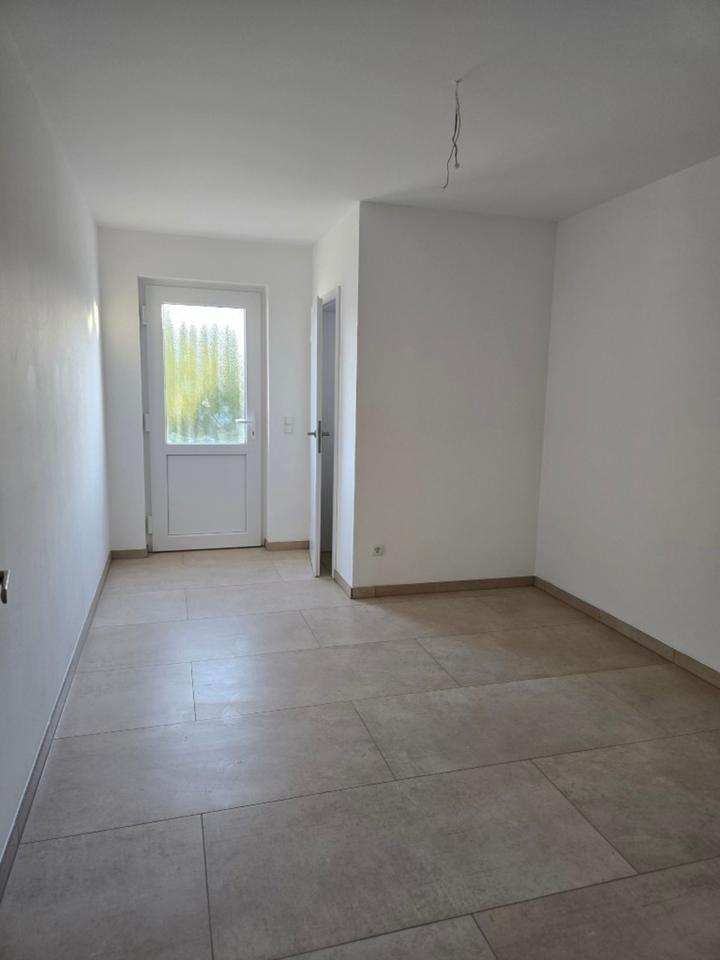 Moderne, großzügige Neubau-Doppelhaushälfte in Ostercappeln