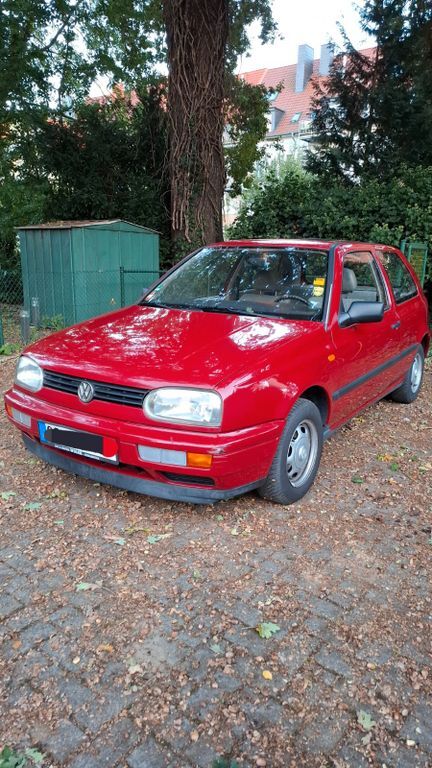 VW Golf 151.014 km 1.100 € Osnabrück 49078