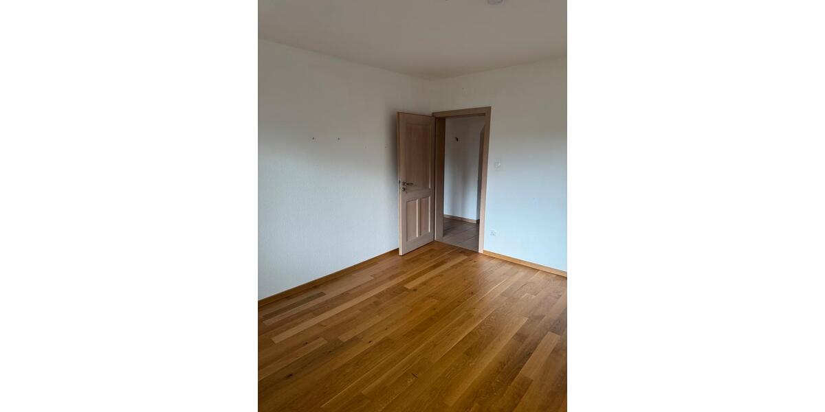 Erdgeschoßwohnung Melle - 4 Zimmer, 95 m&sup2;, 850&euro; | Angebot:25539303