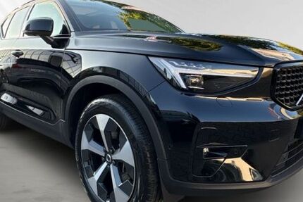 Volvo XC40 5.637 km 41.970 € Osnabrück 49090
