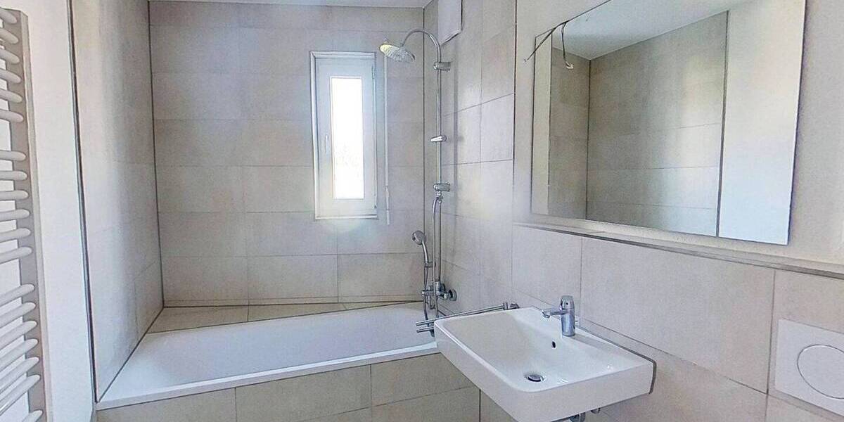 Etagenwohnung Osnabrück Hellern - 4 Zimmer, 94 m&sup2;, 1.230&euro; | Angebot:26450480
