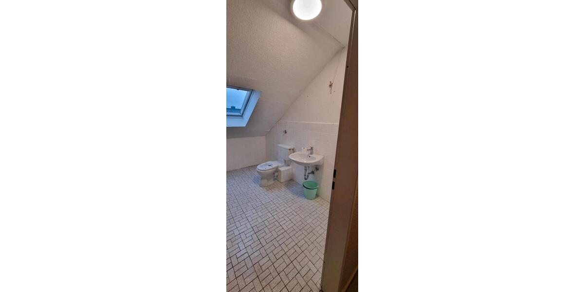 Dachgeschoßwohnung Georgsmarienhütte - 4 Zimmer, 90 m&sup2;, 900&euro; | Angebot:26492039