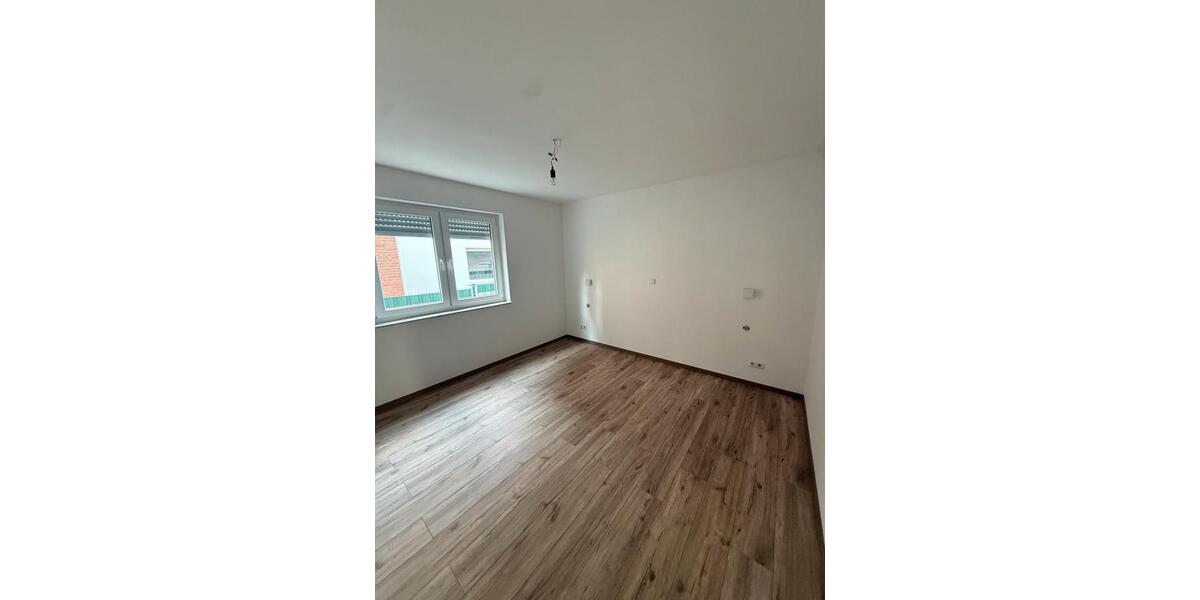Erdgeschoßwohnung Melle - 4 Zimmer, 95 m&sup2;, 930&euro; | Angebot:25566129