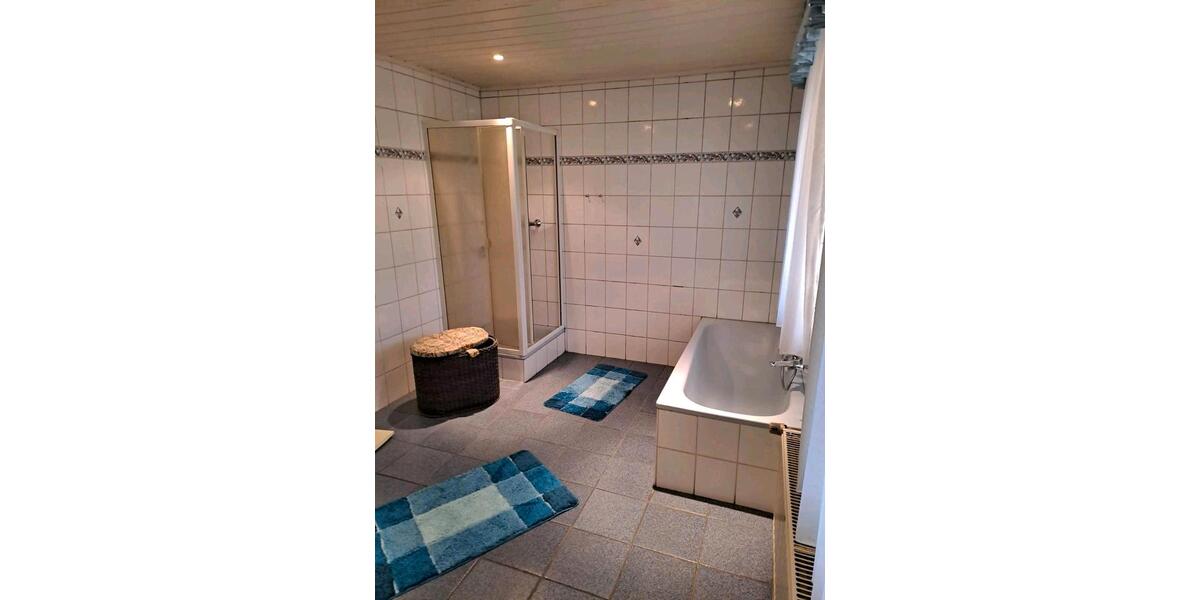 Etagenwohnung Voltlage - 3 Zimmer, 145 m&sup2;, 800&euro; | Angebot:26412415