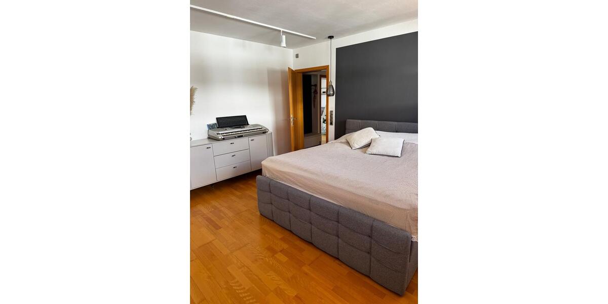 Etagenwohnung Melle - 3 Zimmer, 110 m&sup2;, 1.000&euro; | Angebot:26415877
