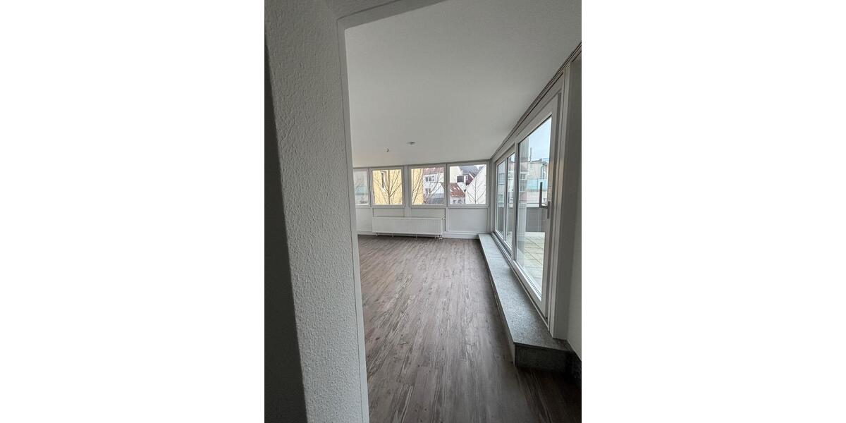 Dachgeschoßwohnung Osnabrück - 3 Zimmer, 100 m&sup2;, 1.100&euro; | Angebot:26660329
