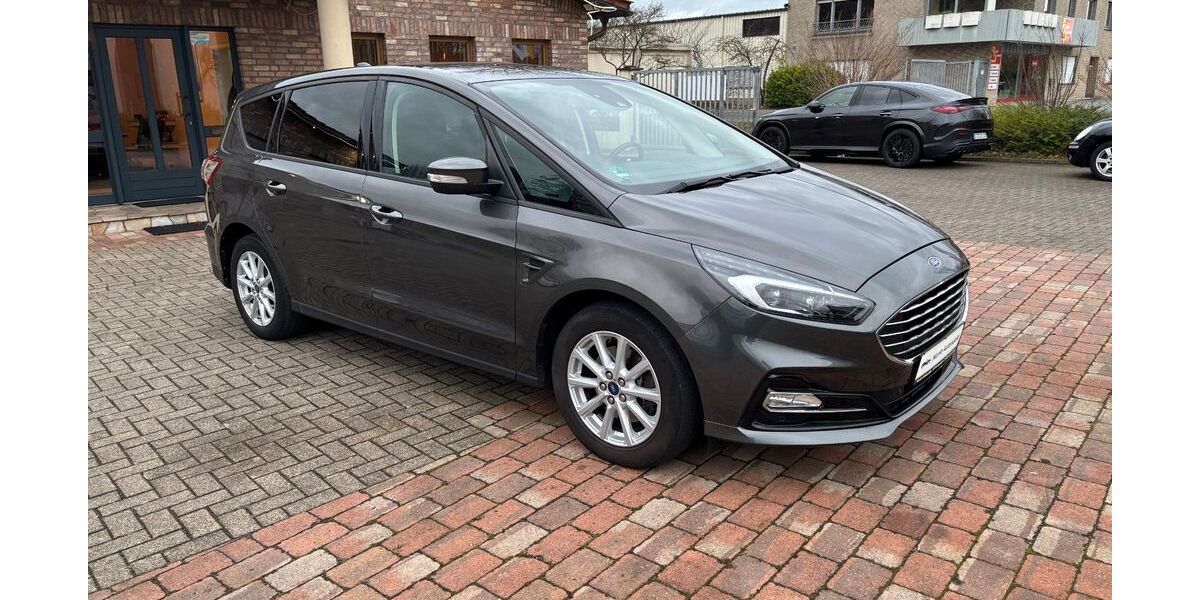 Ford S-Max 124.800 km 17.650 &euro; Versmold 33775