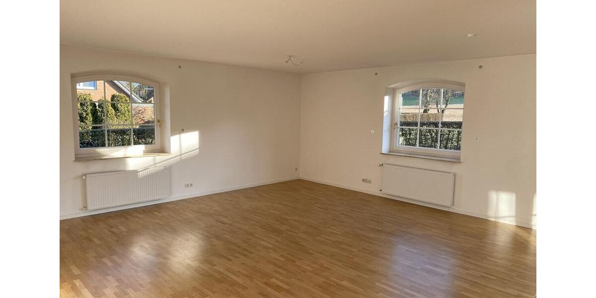 Erdgeschoßwohnung Bad Essen - 5 Zimmer, 135 m&sup2;, 1.250&euro; | Angebot:24740761