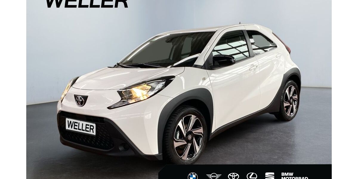 Toyota Aygo (X) 12.403 km 14.950 &euro; Osnabrück 49090