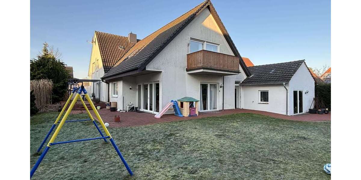 Einfamilienhaus Versmold - 8 Zimmer, 242 m&sup2;, 379.000&euro; | Angebot:25519869