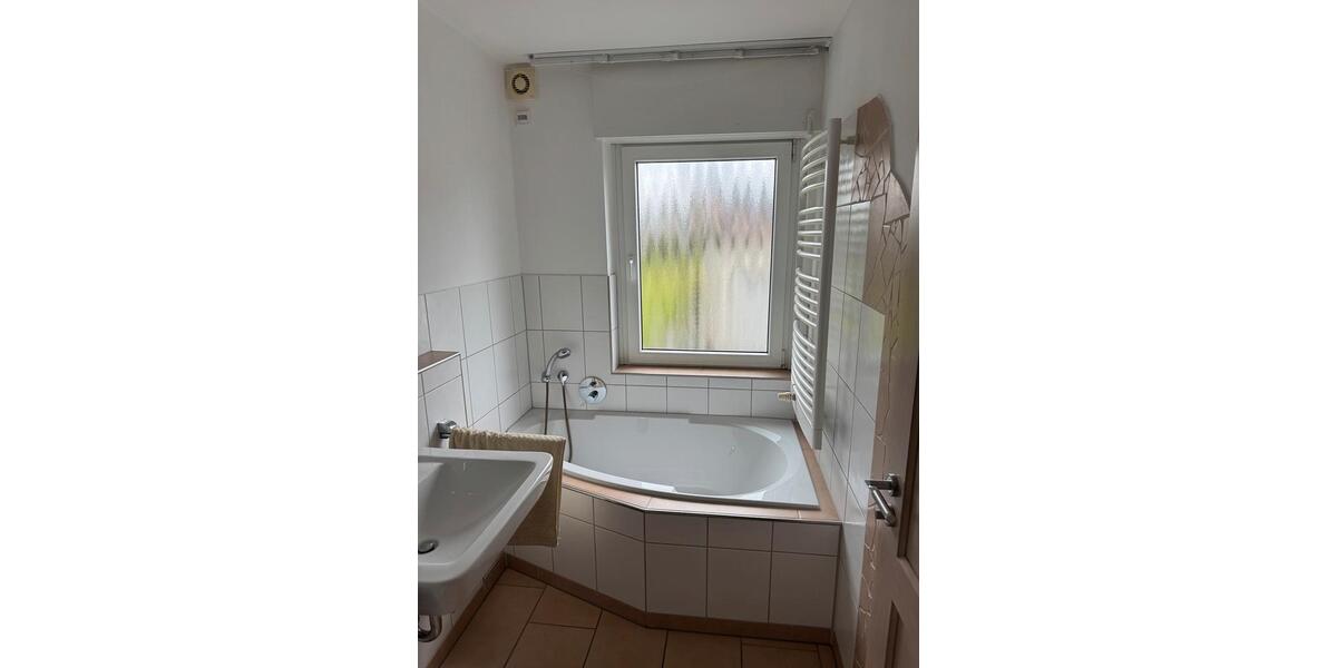 Erdgeschoßwohnung Melle - 4 Zimmer, 95 m&sup2;, 850&euro; | Angebot:25539303