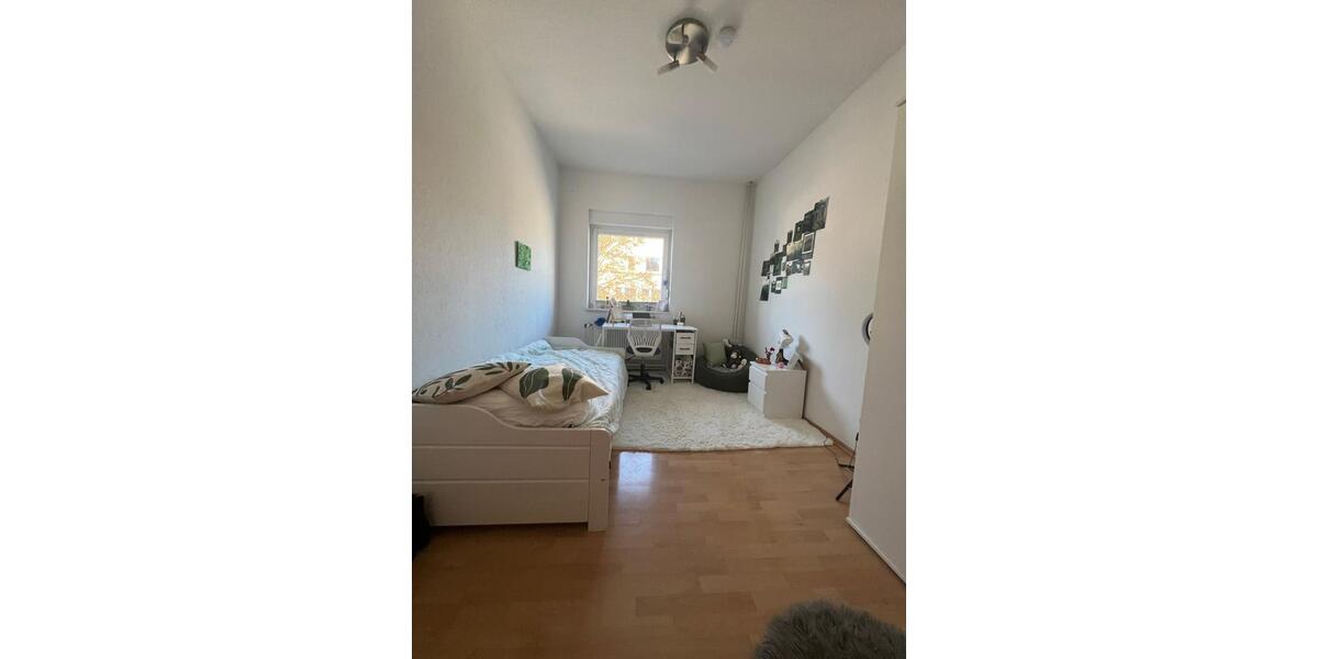 Etagenwohnung Osnabrück Eversburg - 4 Zimmer, 84 m&sup2;, 1.050&euro; | Angebot:25444398