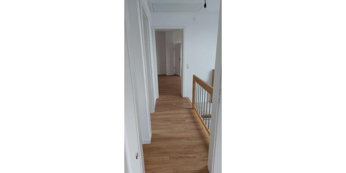 Einfamilienhaus Osnabrück Eversburg - 8 Zimmer, 240 m&sup2;, 1.730&euro; | Angebot:26477865