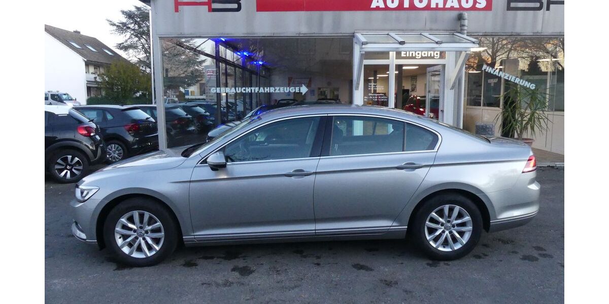VW Passat 132.800 km 12.990 &euro; Osnabrück 49084