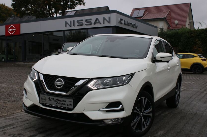 Nissan Qashqai 90.821 km 17.280 € Halle 33790