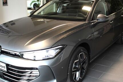 VW Passat Variant 7.250 km 51.880 &euro; Osnabrück 49078