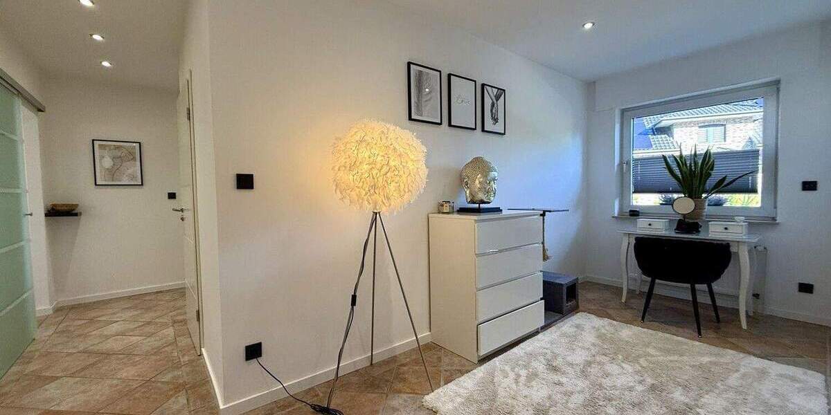 Mehrfamilienhaus, Wohnhaus Lotte Halen - 8 Zimmer, 193 m&sup2;, 495.000&euro; | Angebot:25673352